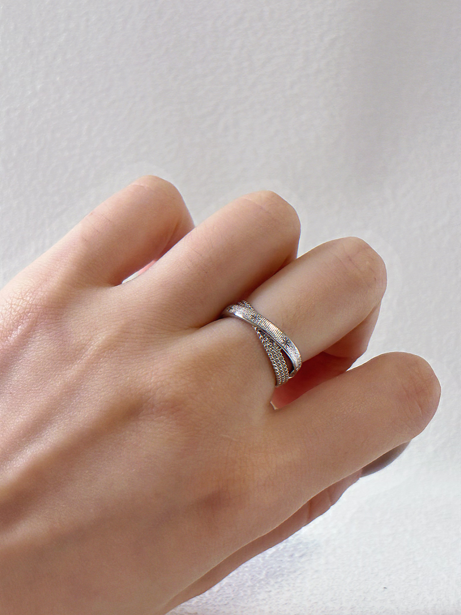 Scales – Star-etched Crossover Ring in Rust Patina