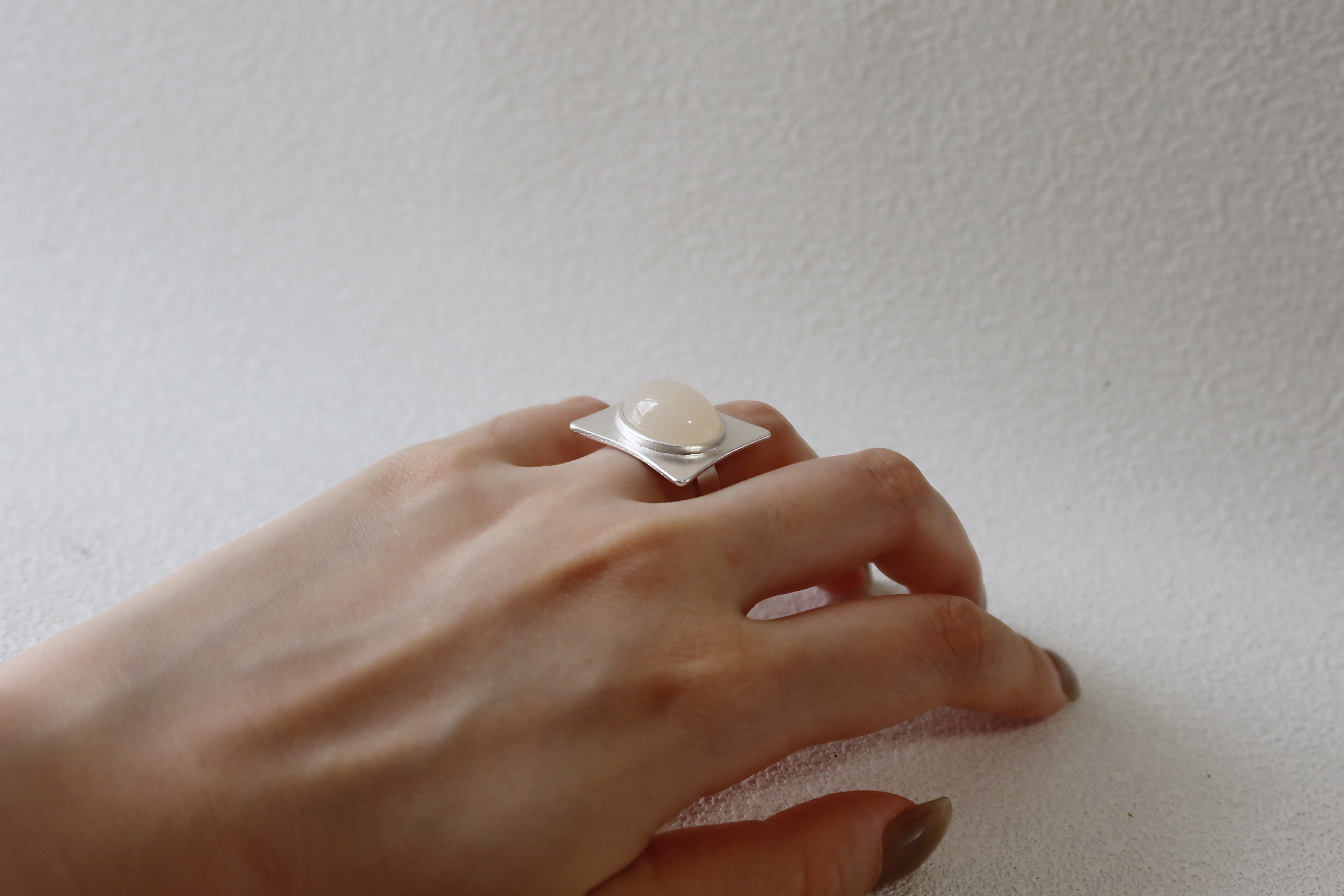 The Pavilion White – Geometric Sterling Silver Ring with Oval White Stone