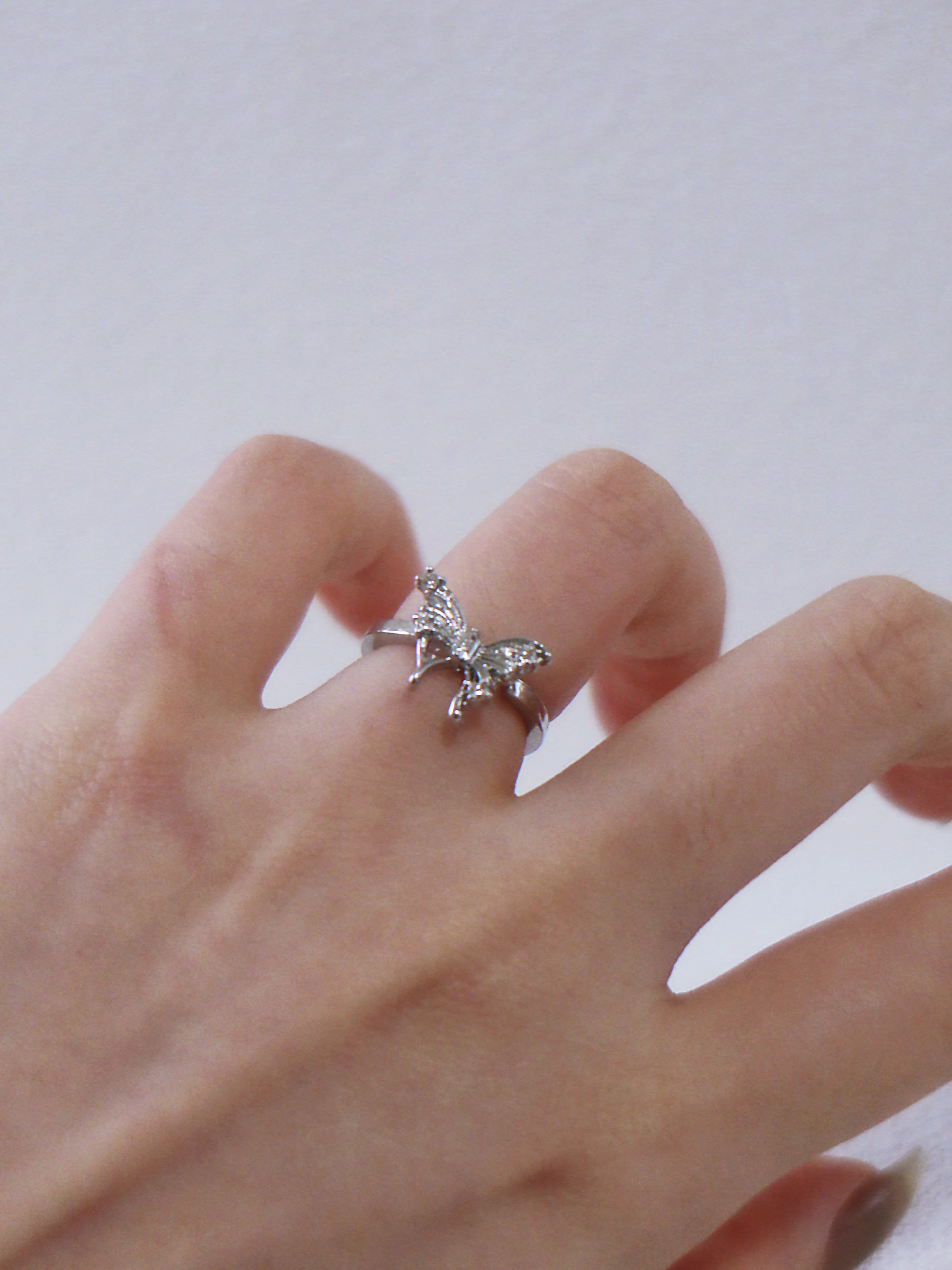 Withered Butterfly – Broken Wing Zirconia Ring