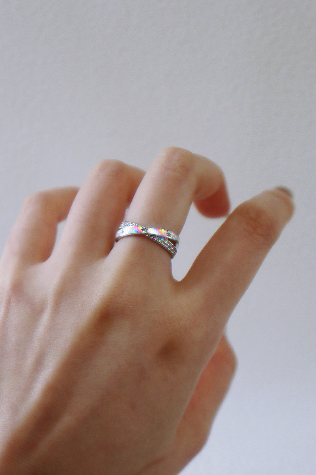 Scales – Star-etched Crossover Ring in Rust Patina