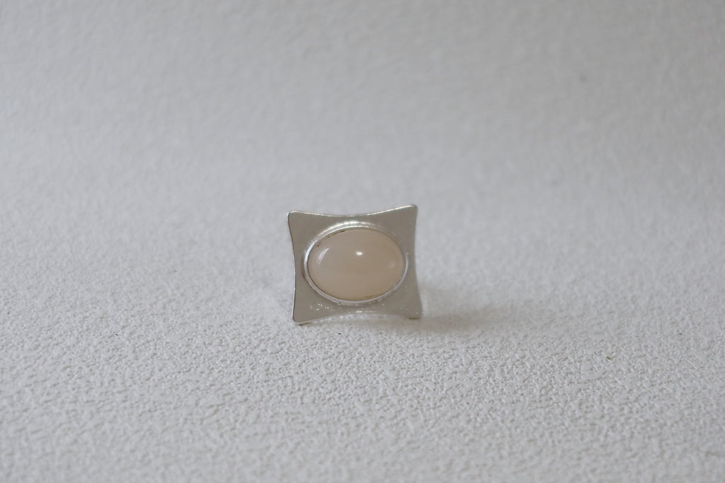 The Pavilion White – Geometric Sterling Silver Ring with Oval White Stone