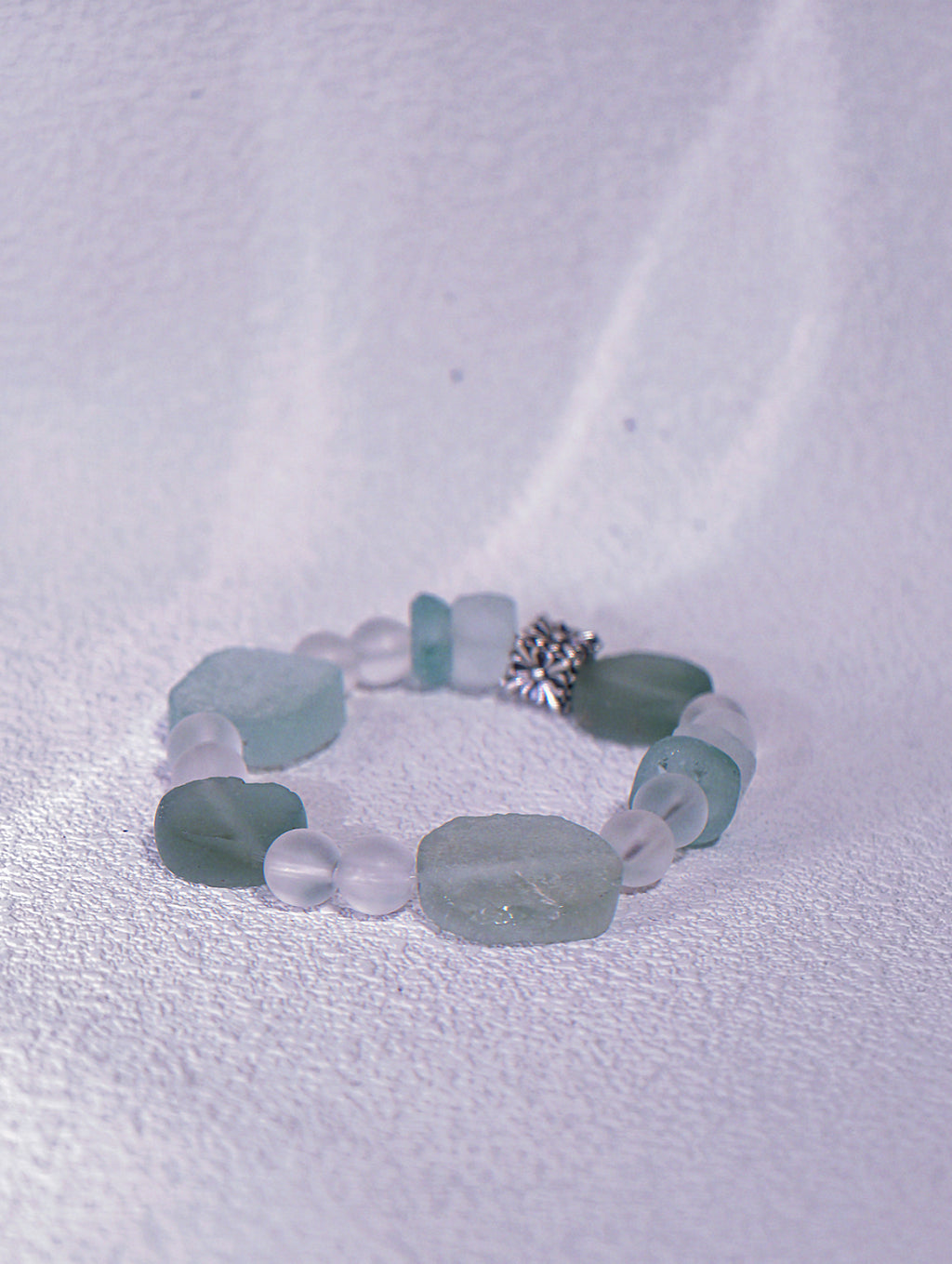 The Aegean Drift – Mint Glass & Miao-carved Cube Bracelet