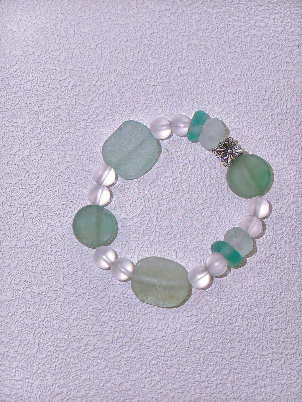 The Aegean Drift – Mint Glass & Miao-carved Cube Bracelet