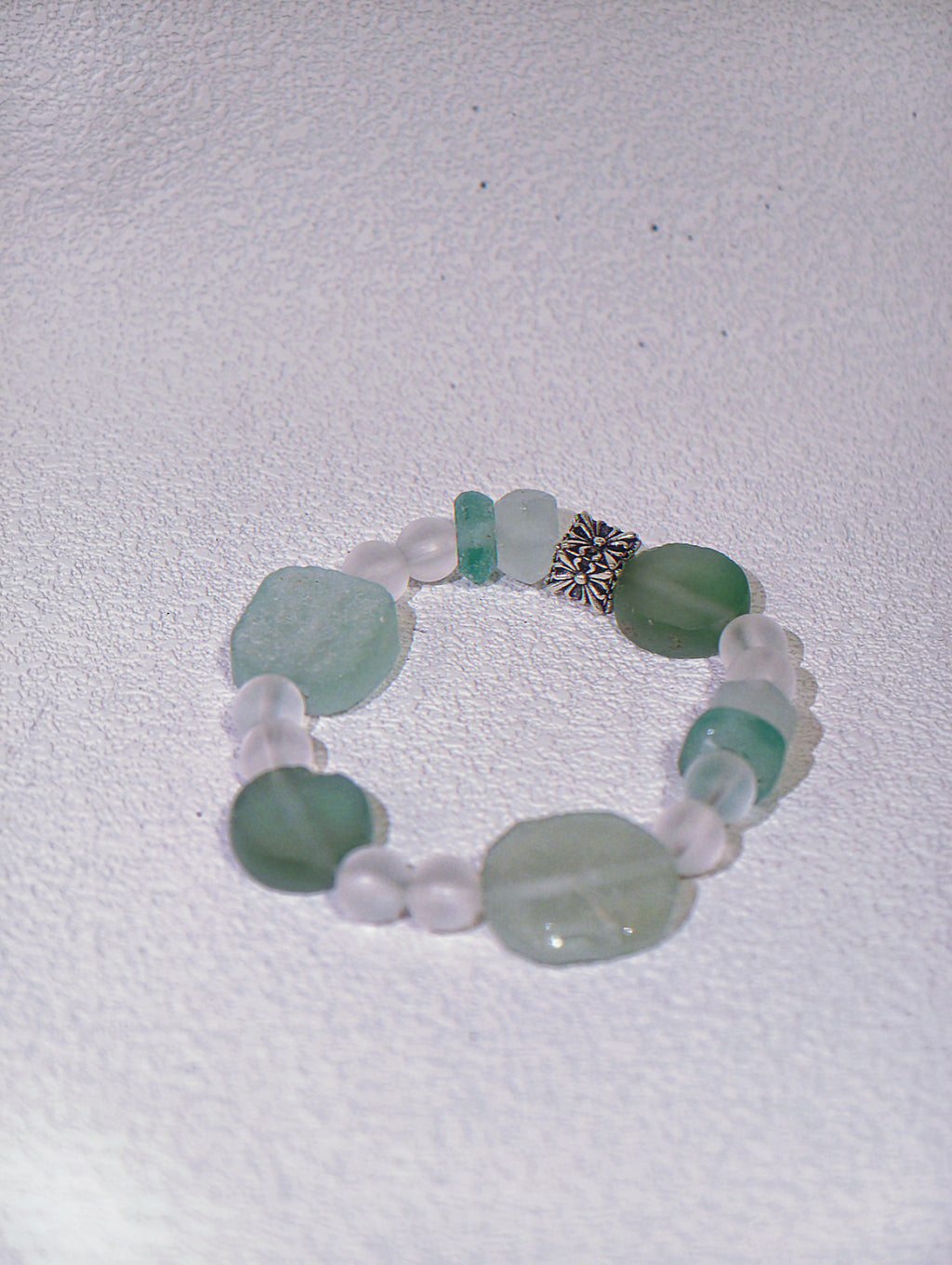 The Aegean Drift – Mint Glass & Miao-carved Cube Bracelet