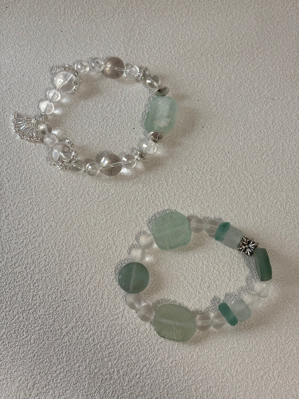 The Aegean Drift – Mint Glass & Miao-carved Cube Bracelet